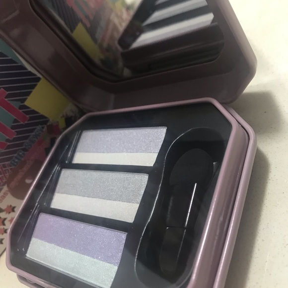 Eyeshadow kit - Picture 4 of 5